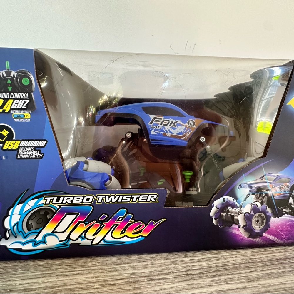 Turbo Twister Drifter Remote Control Car - Blue